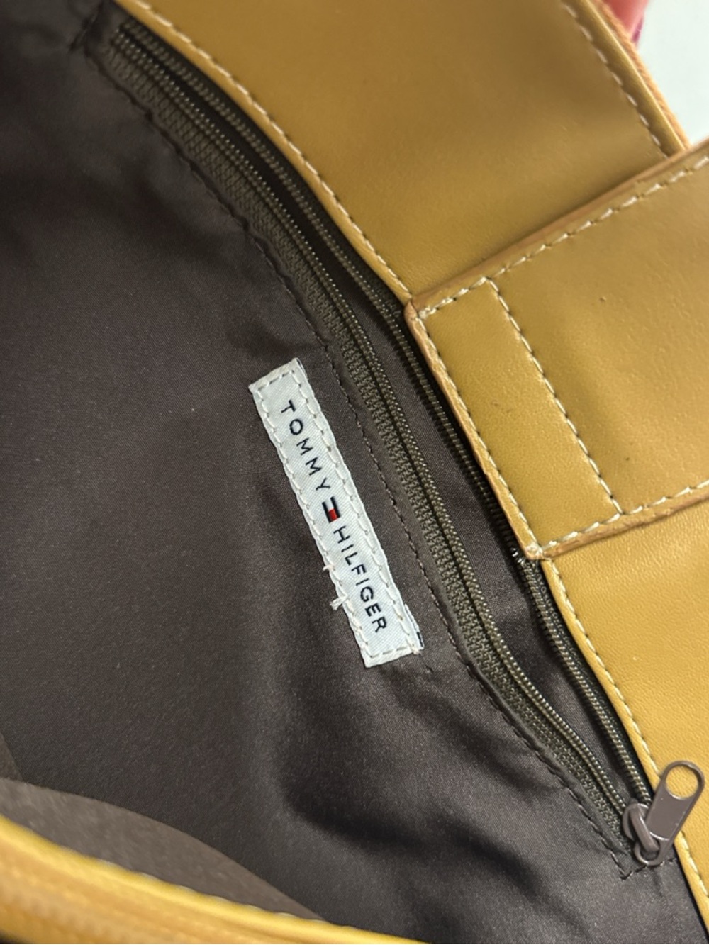 Women's Tan Suede Tommy Hilfiger Shoulder Bag - Picture 4 of 4